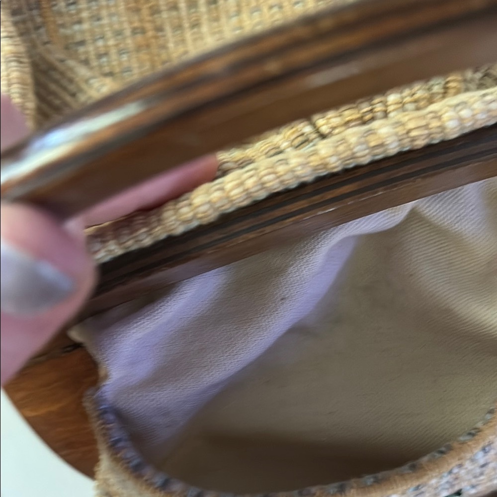Banner House Asheville NC vintage handbag Wooden Handle woven beige quality - Picture 3 of 9